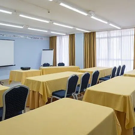 迪亚马酒店 酒店 阿雷西费