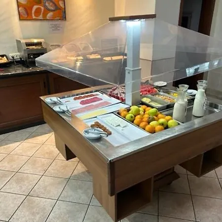 迪亚马酒店 酒店 3*