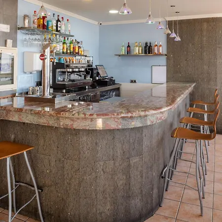 ホテル Checkin Diamar アレシフェ