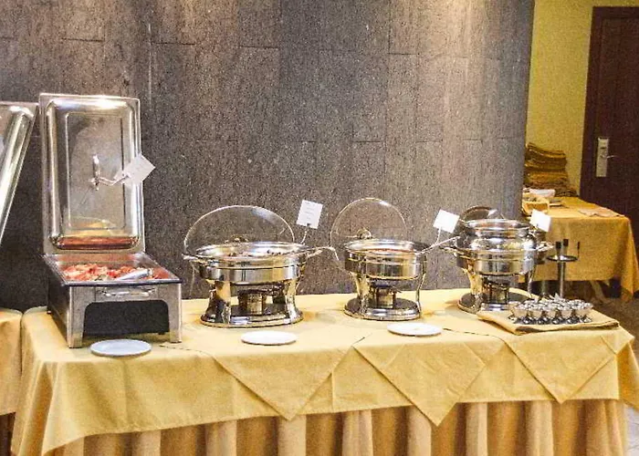 Hotell Checkin Diamar 3*