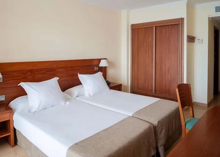 Hotell Checkin Diamar